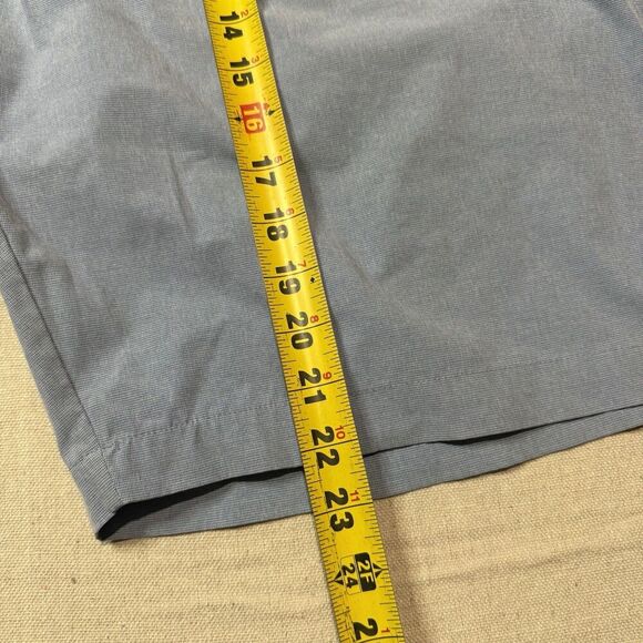 Travis Mathew Blue Performance Stretch Golf 10” Shorts Pockets Mens size 40 - Picture 5 of 7